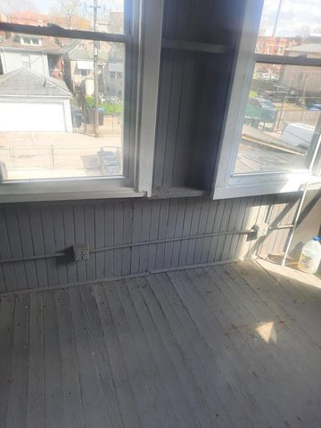 6221 S Laflin Street 2, Chicago, IL 60636