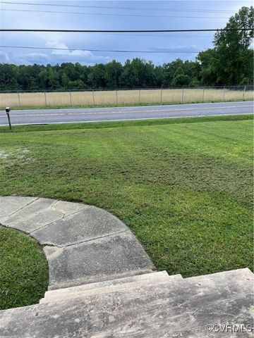 4704 River Rd, Chesterfield, VA 23803