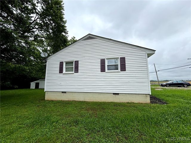 4704 River Rd, Chesterfield, VA 23803