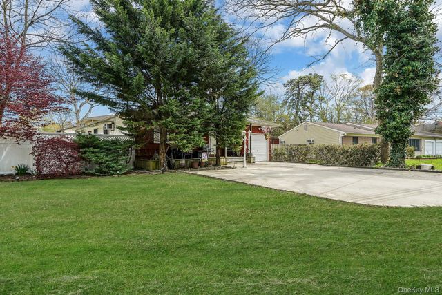 2771 Pond Road, Ronkonkoma, NY 11779