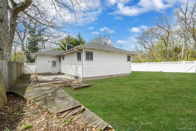 2771 Pond Road, Ronkonkoma, NY 11779