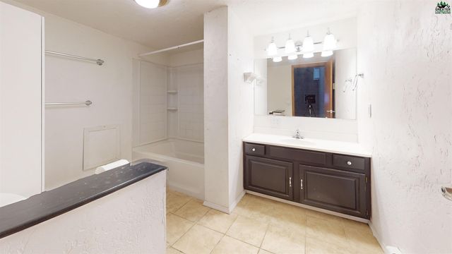 3870 PETER HAWK AVENUE, North Pole, AK 99705