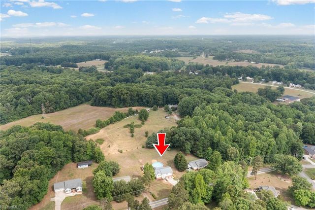 1833 Helmstetler Road, Lexington, NC 27295