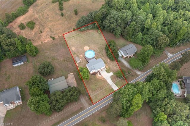 1833 Helmstetler Road, Lexington, NC 27295