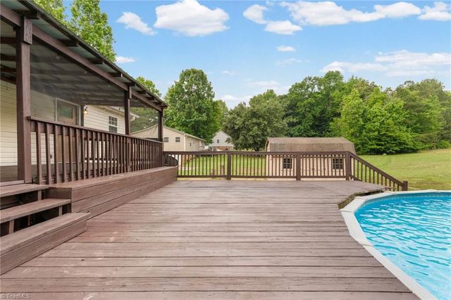 1833 Helmstetler Road, Lexington, NC 27295