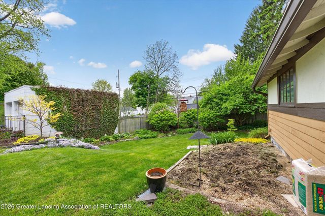 301 Cowley Avenue, East Lansing, MI 48823