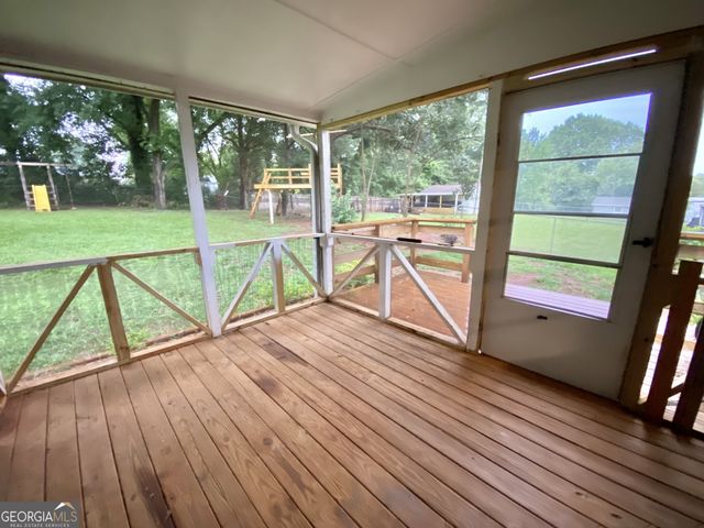 118 Glen Iris Drive, Monroe, GA 30655