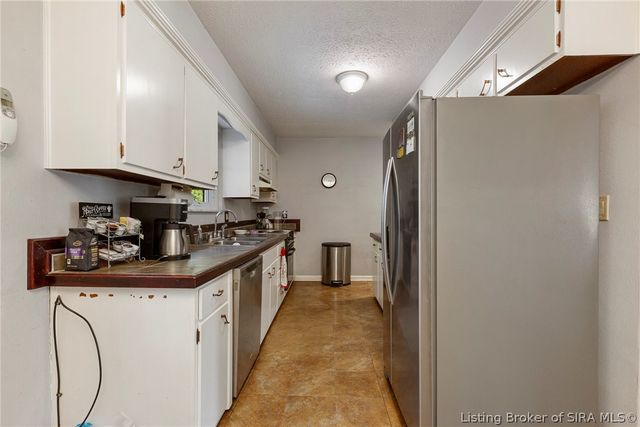 112 Cheryl Drive, New Albany, IN 47150