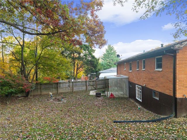 112 Cheryl Drive, New Albany, IN 47150