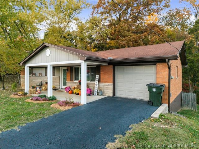 112 Cheryl Drive, New Albany, IN 47150