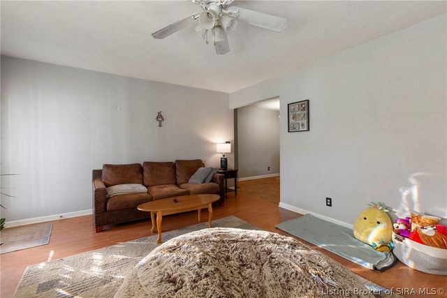 112 Cheryl Drive, New Albany, IN 47150