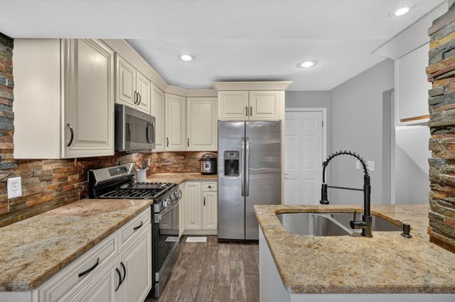 1104 Phillips Street, Polk City, IA 50226