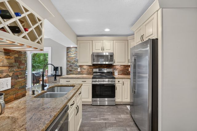 1104 Phillips Street, Polk City, IA 50226