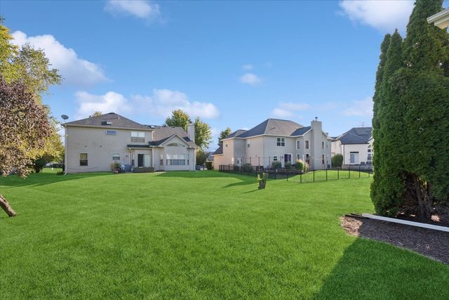 25821 Pastoral Drive, Plainfield, IL 60585