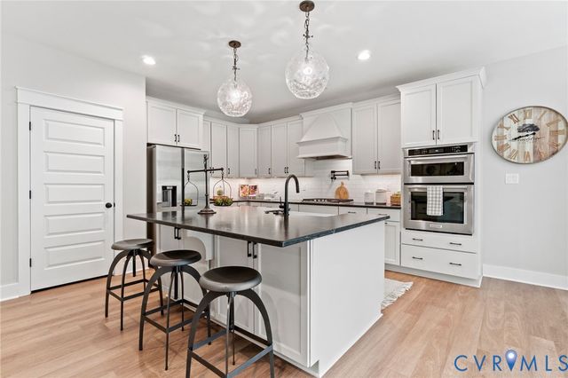 9066 Terroir Ln, New Kent, VA 23124