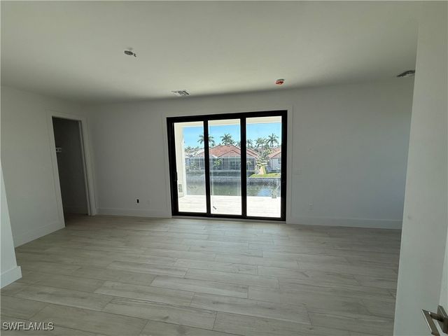 1075 Bonita CT, Marco Island, FL 34145