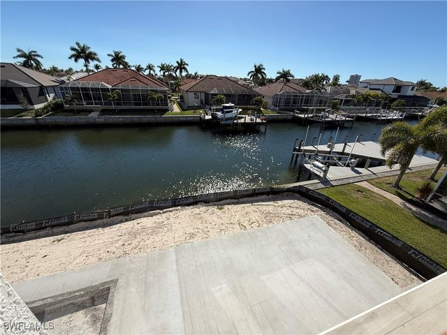 1075 Bonita CT, Marco Island, FL 34145
