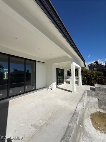 1075 Bonita CT, Marco Island, FL 34145