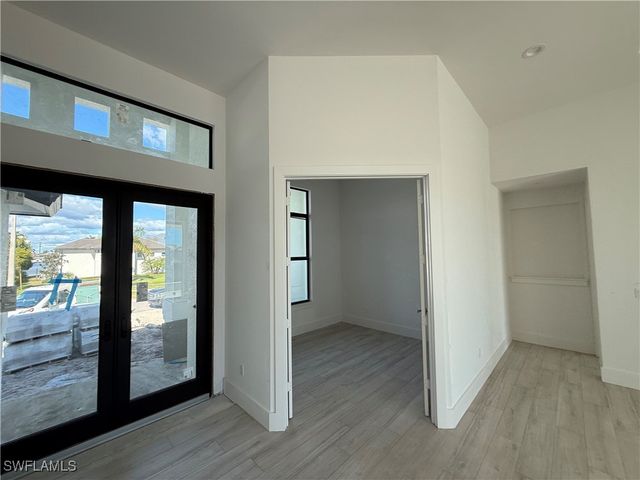 1075 Bonita CT, Marco Island, FL 34145