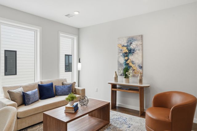267 Old Colony 611, Boston, MA 02127