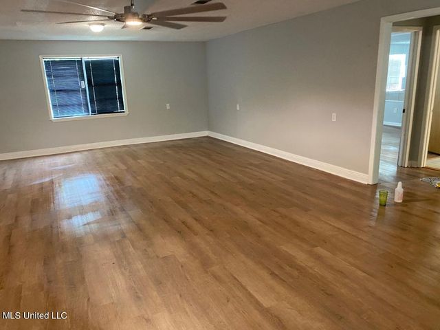 102 Brooklyn Drive, Natchez, MS 39120