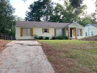 102 Brooklyn Drive, Natchez, MS 39120