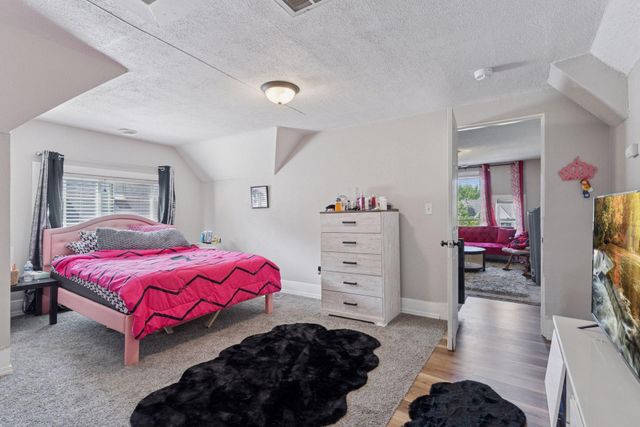 3033 Park Avenue S, Minneapolis, MN 55407
