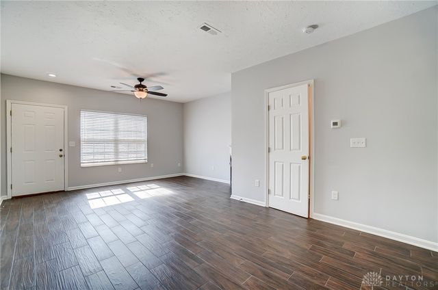 9366 Captiva Bay Drive, Miamisburg, OH 45342