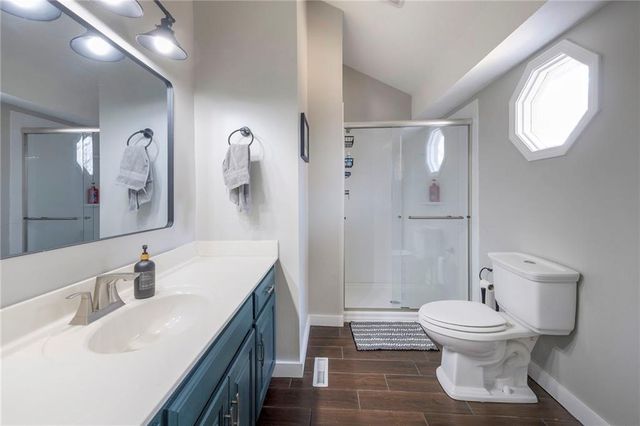 908 NE Bristol Drive, Lee's Summit, MO 64086