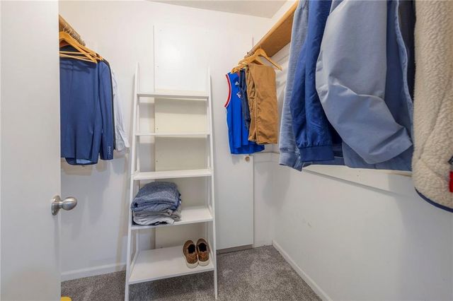 908 NE Bristol Drive, Lee's Summit, MO 64086