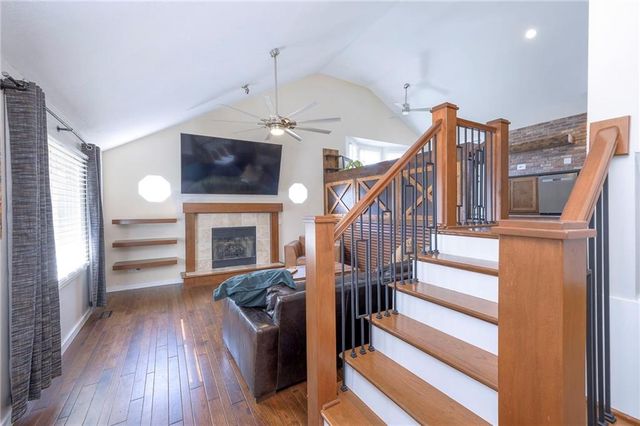 908 NE Bristol Drive, Lee's Summit, MO 64086