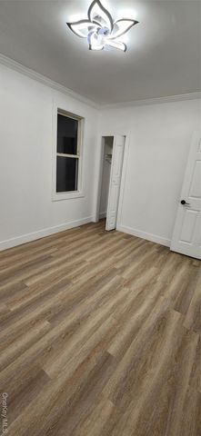 89-25 209 Street, Queens Village, NY 11427