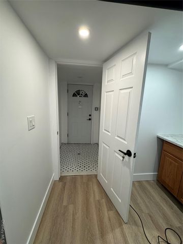 89-25 209 Street, Queens Village, NY 11427