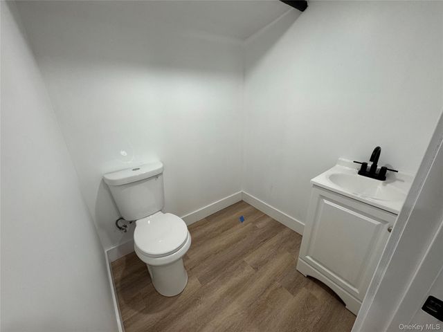 89-25 209 Street, Queens Village, NY 11427