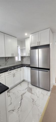 89-25 209 Street, Queens Village, NY 11427