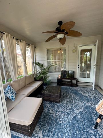 7703 Omaha Drive, Baytown, TX 77521