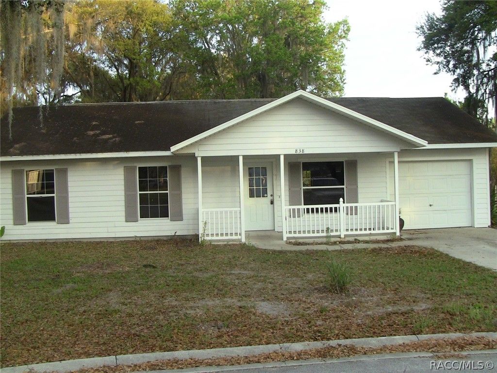 838 Duck Cove Path, Inverness, FL 34453