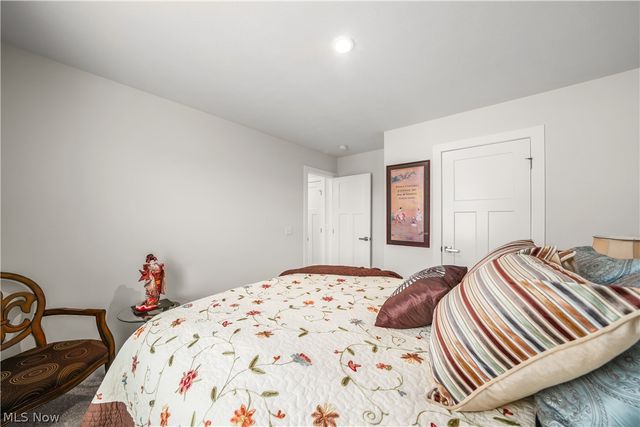 2310 Orchard Circle, Ravenna, OH 44266