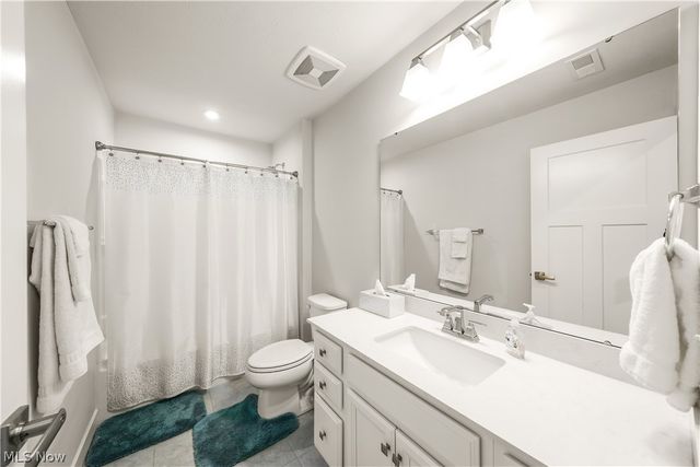 2310 Orchard Circle, Ravenna, OH 44266