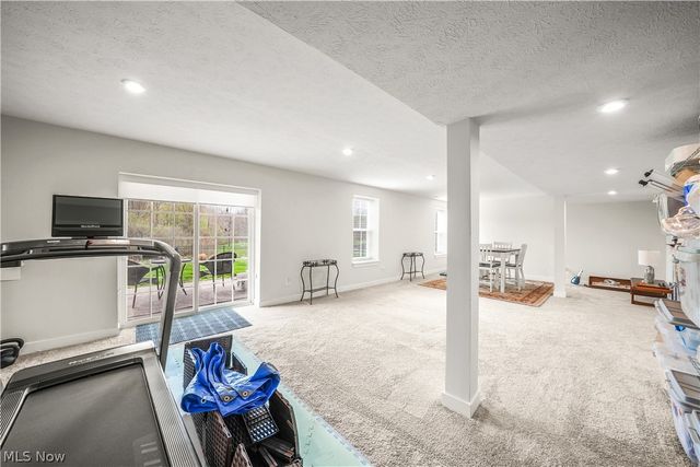 2310 Orchard Circle, Ravenna, OH 44266