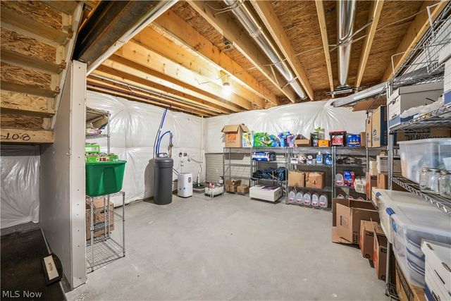 2310 Orchard Circle, Ravenna, OH 44266