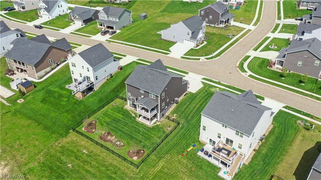 2310 Orchard Circle, Ravenna, OH 44266