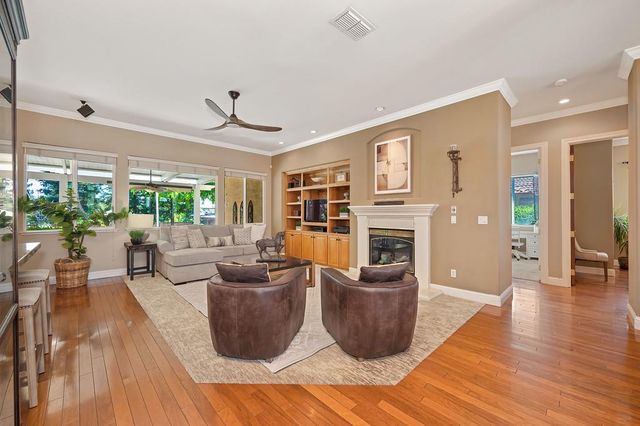 1665 Gallinger Ct, Folsom, CA 95630