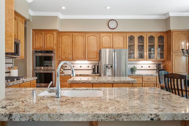 1665 Gallinger Ct, Folsom, CA 95630