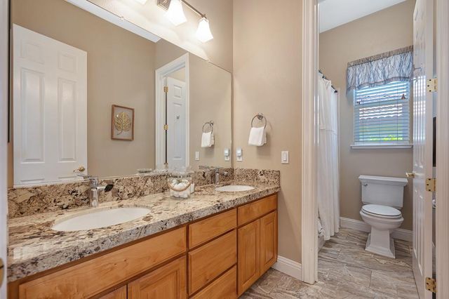 1665 Gallinger Ct, Folsom, CA 95630