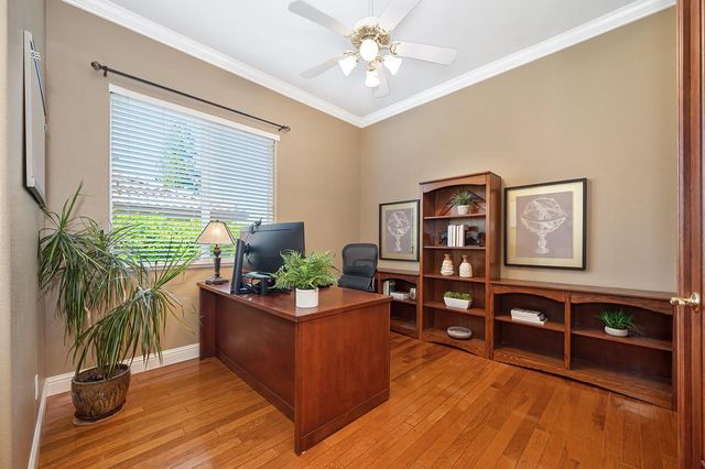 1665 Gallinger Ct, Folsom, CA 95630