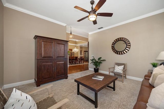 1665 Gallinger Ct, Folsom, CA 95630