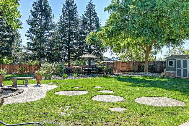 1665 Gallinger Ct, Folsom, CA 95630