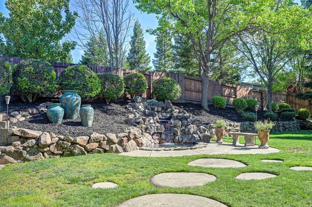 1665 Gallinger Ct, Folsom, CA 95630