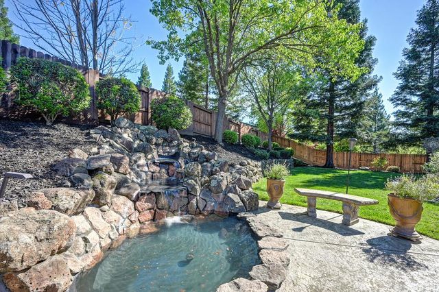 1665 Gallinger Ct, Folsom, CA 95630